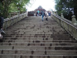 金比羅山　階段
